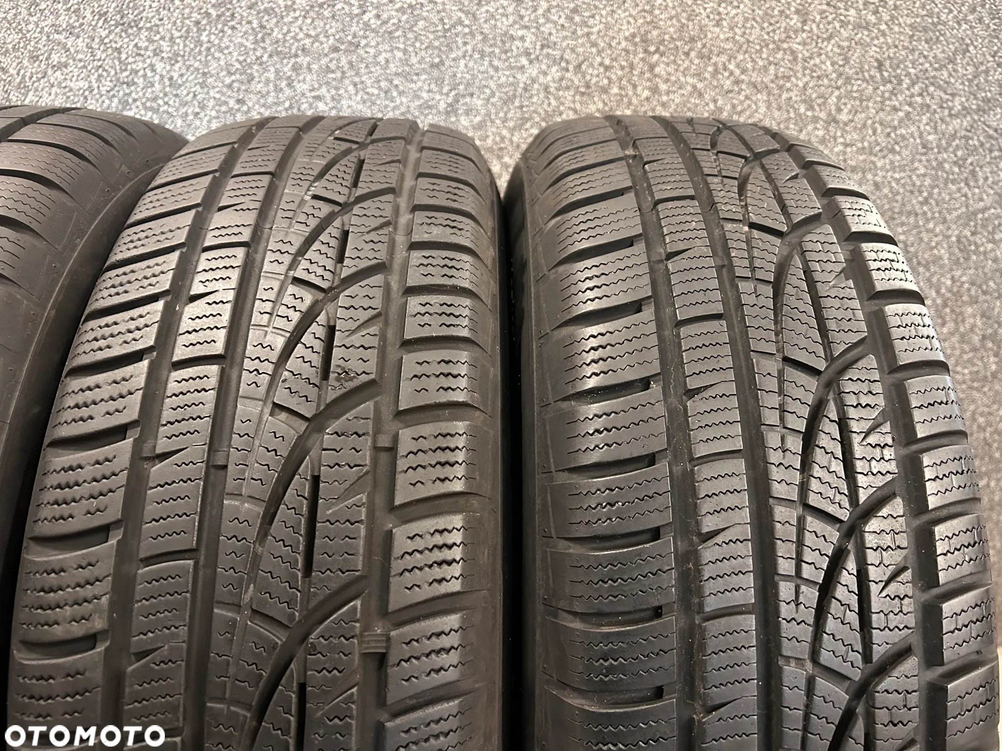 Opony zimowe Hankook Winter ICept EVO 215/70/16 100T 4szt. - 3