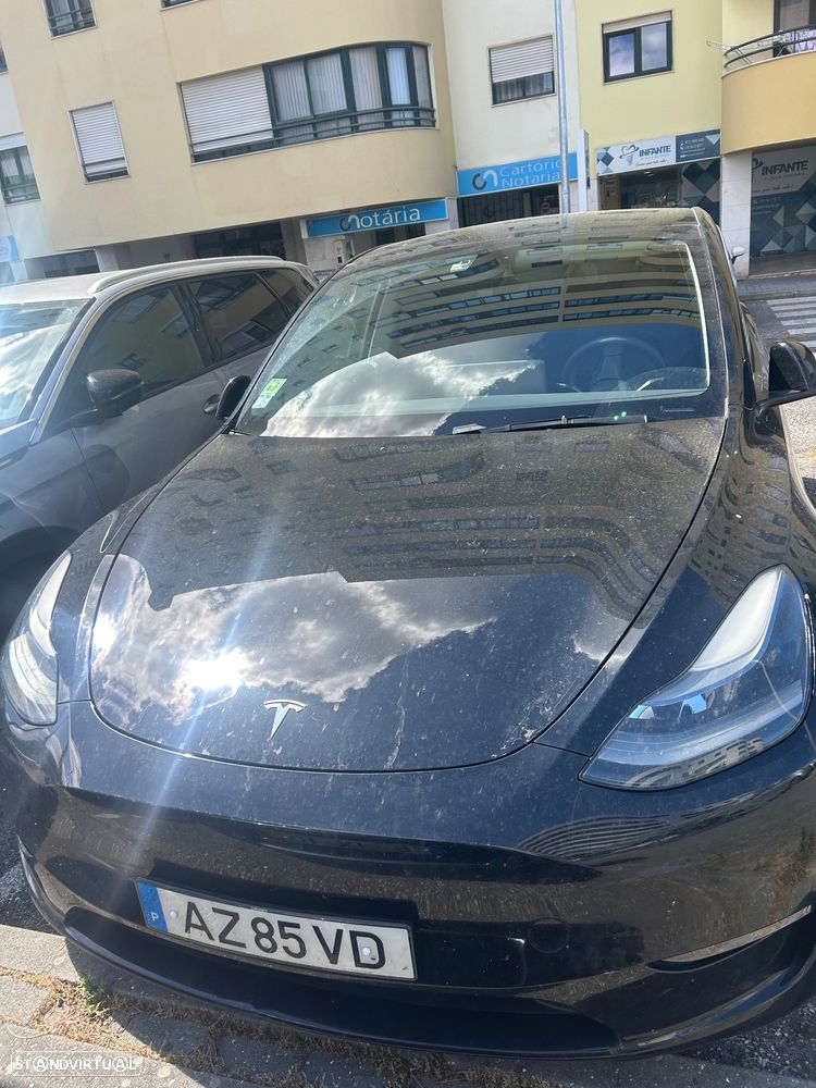 Tesla Model Y Standard RWD - 3