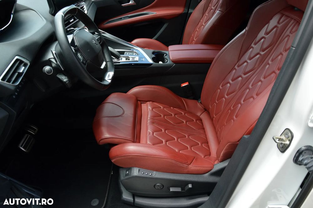 Peugeot 3008 PHEV 300 EAT8 4X4 GT - 26