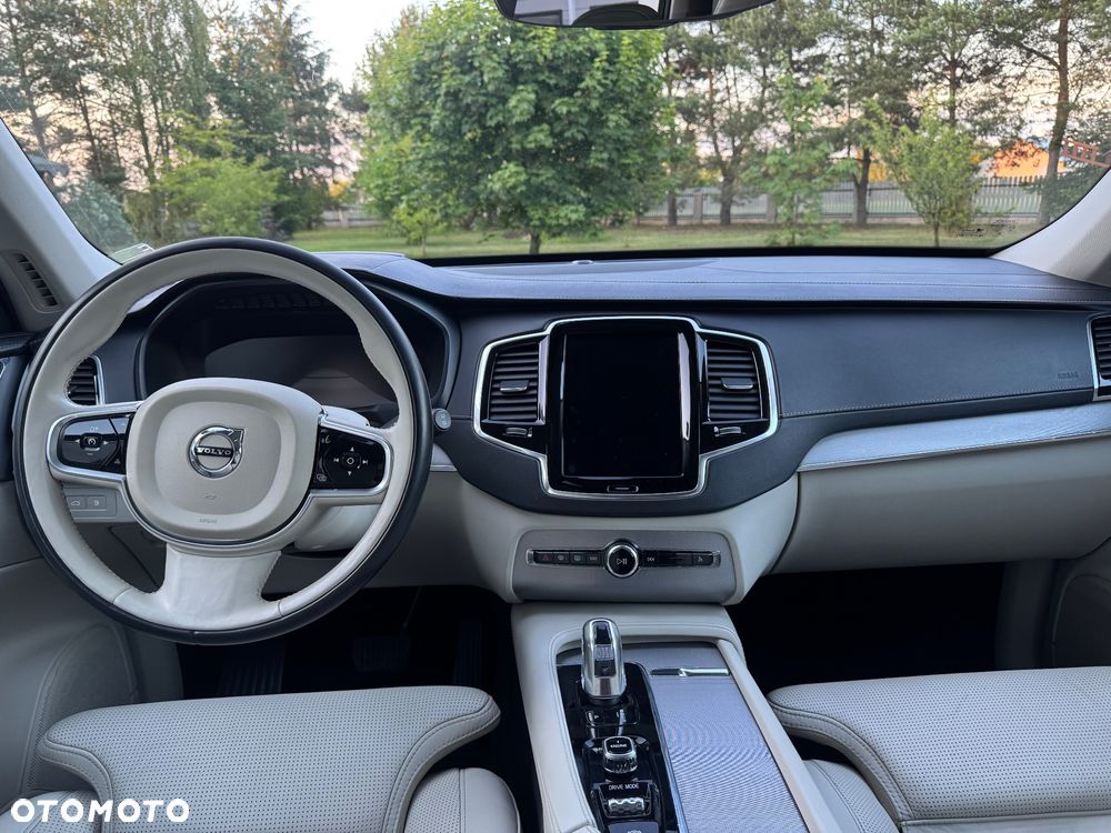 Volvo XC 90 T8 AWD Twin Engine Geartronic Inscription - 16