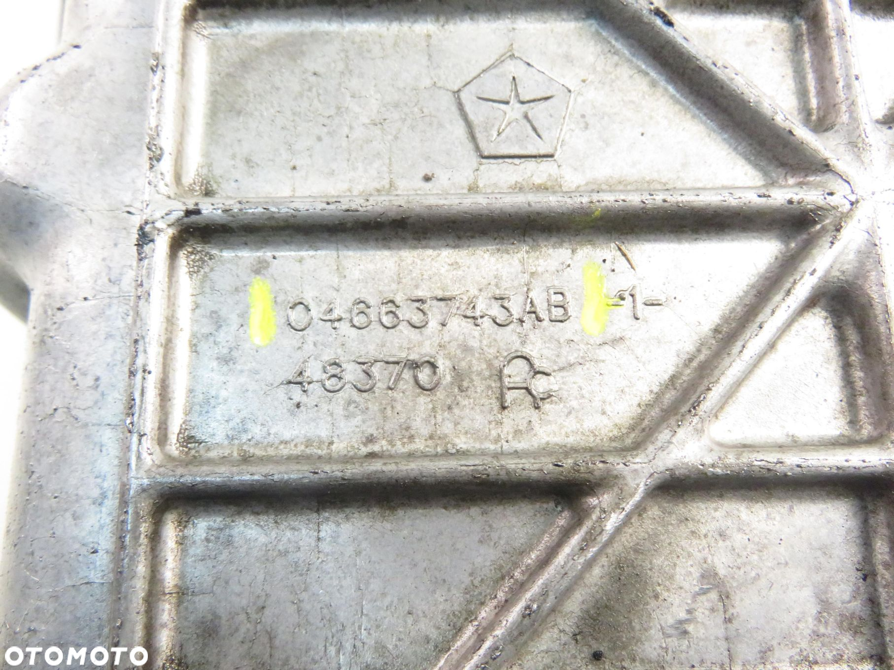 MISKA OLEJOWA CHRYSLER 300M  2.7 V6 24V - EER 04663743AB - 5