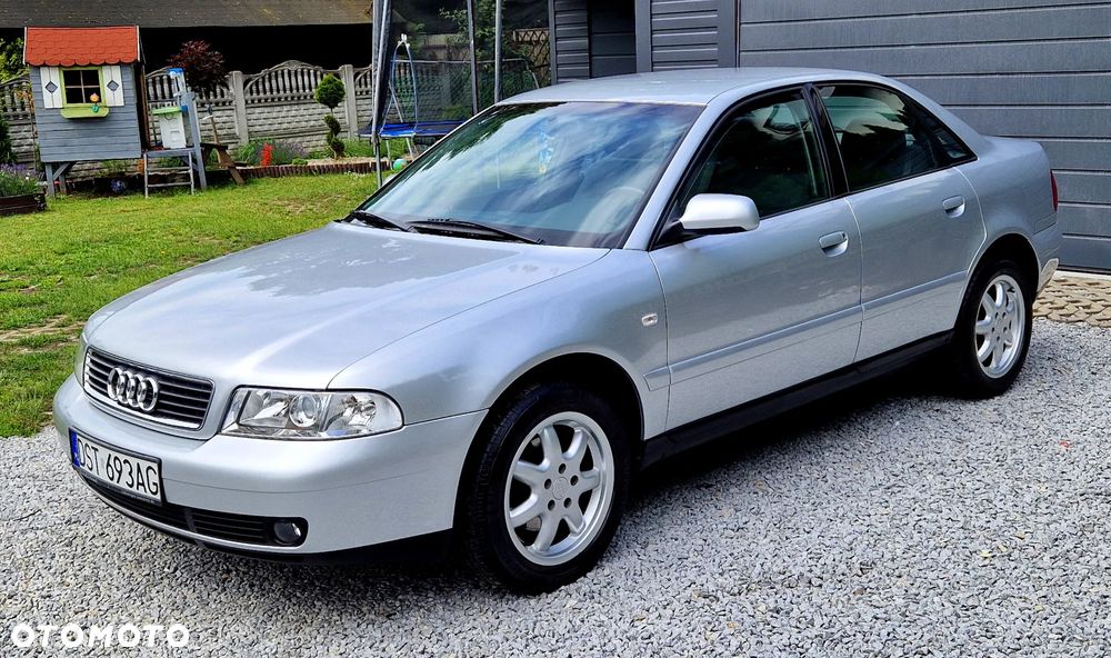 Audi A4 Limousine - 2