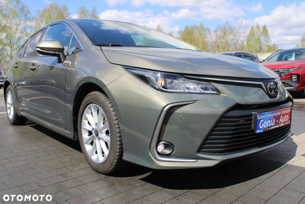 Toyota Corolla - 13
