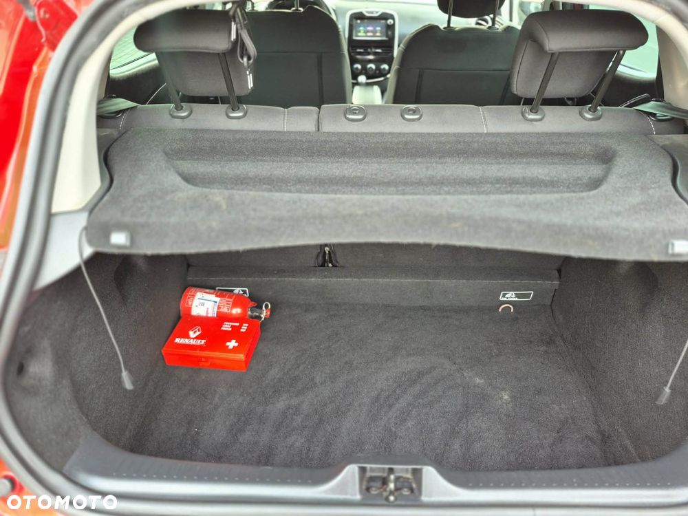 Renault Clio - 9