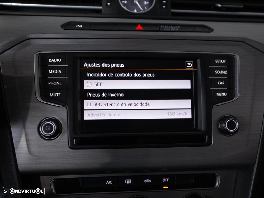 VW Passat Variant - 22