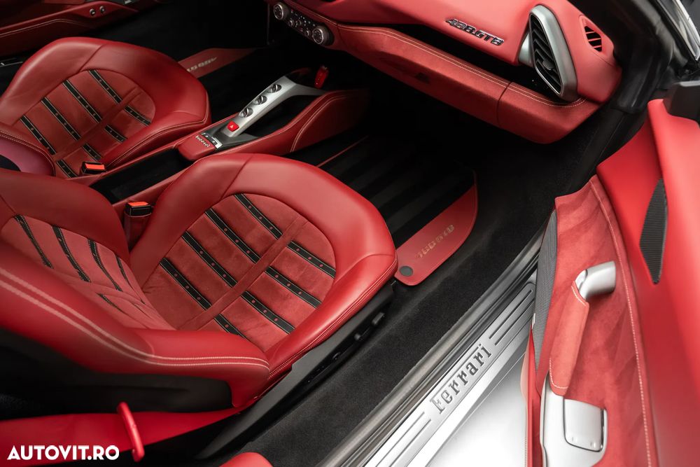 Ferrari 488 GTB - 30