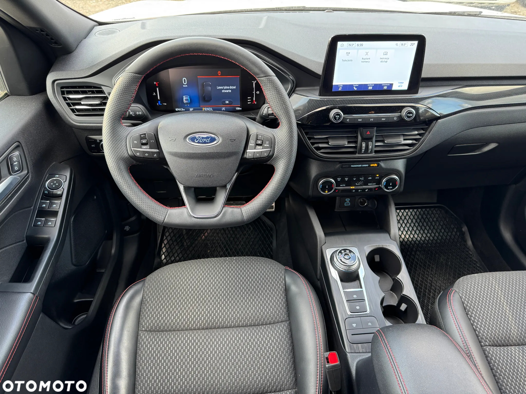 Ford Kuga - 13
