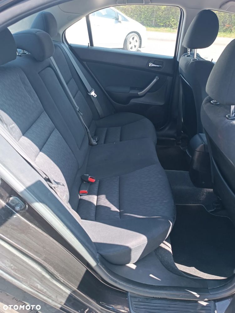 Honda Accord 2.0 Comfort - 14