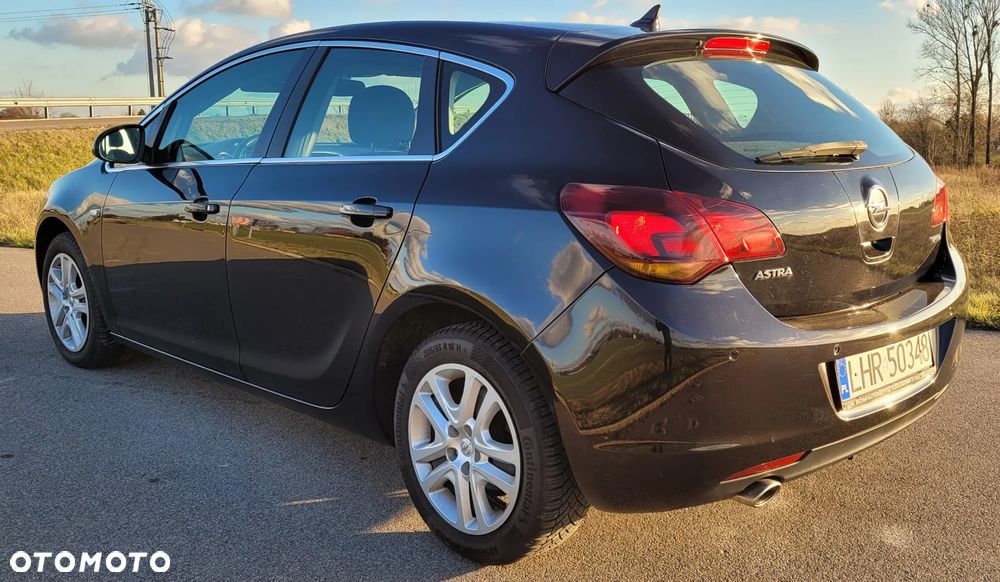 Opel Astra 1.4 Turbo Cosmo - 7