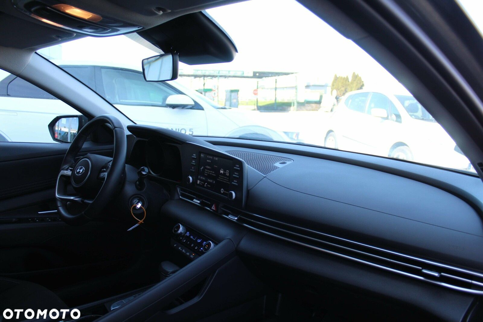 Hyundai Elantra 1.6 Smart CVT - 14