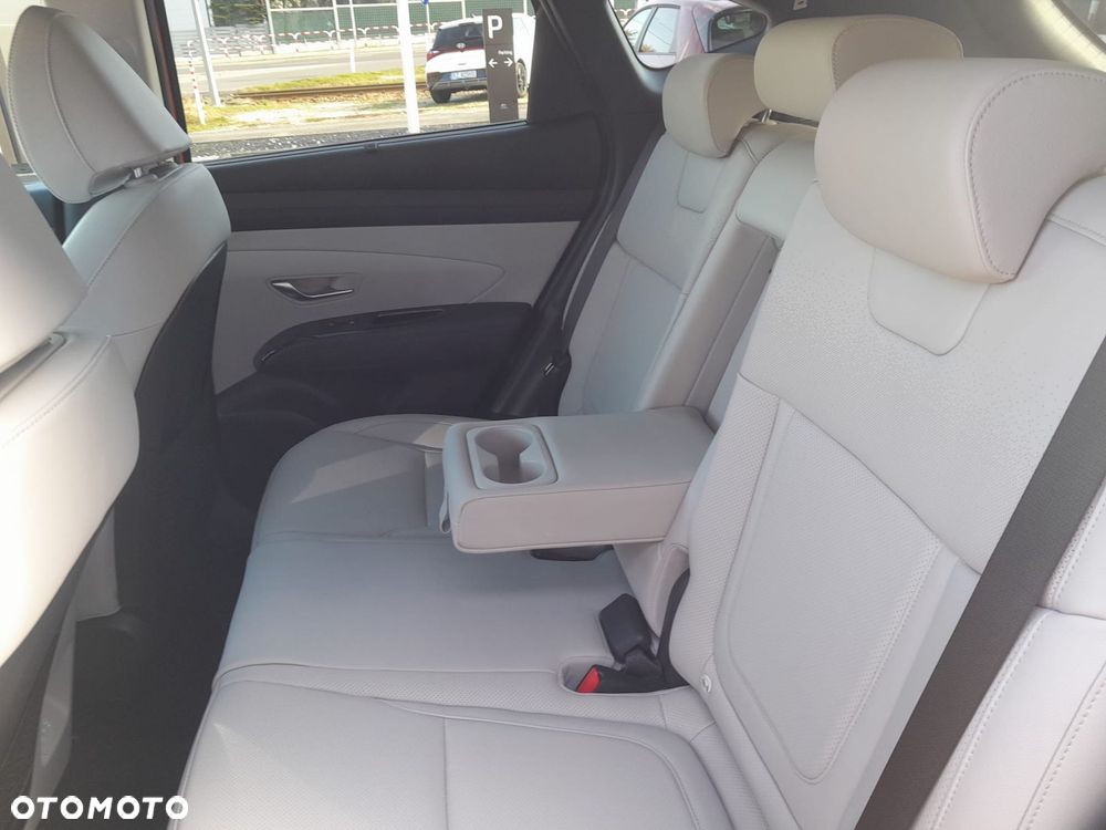 Hyundai Tucson 1.6 T-GDi HEV Platinum 4WD - 28