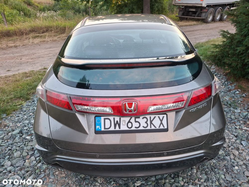 Honda Civic 1.8 Sport - 11