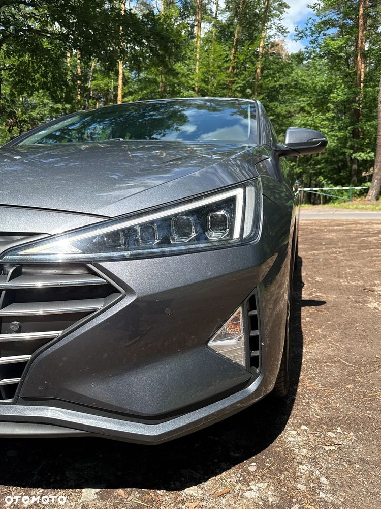 Hyundai Elantra 1.6 Style - 5