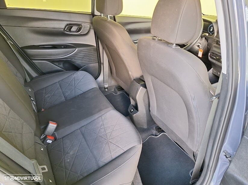 Hyundai Bayon 1.0 T-GDI Premium - 10