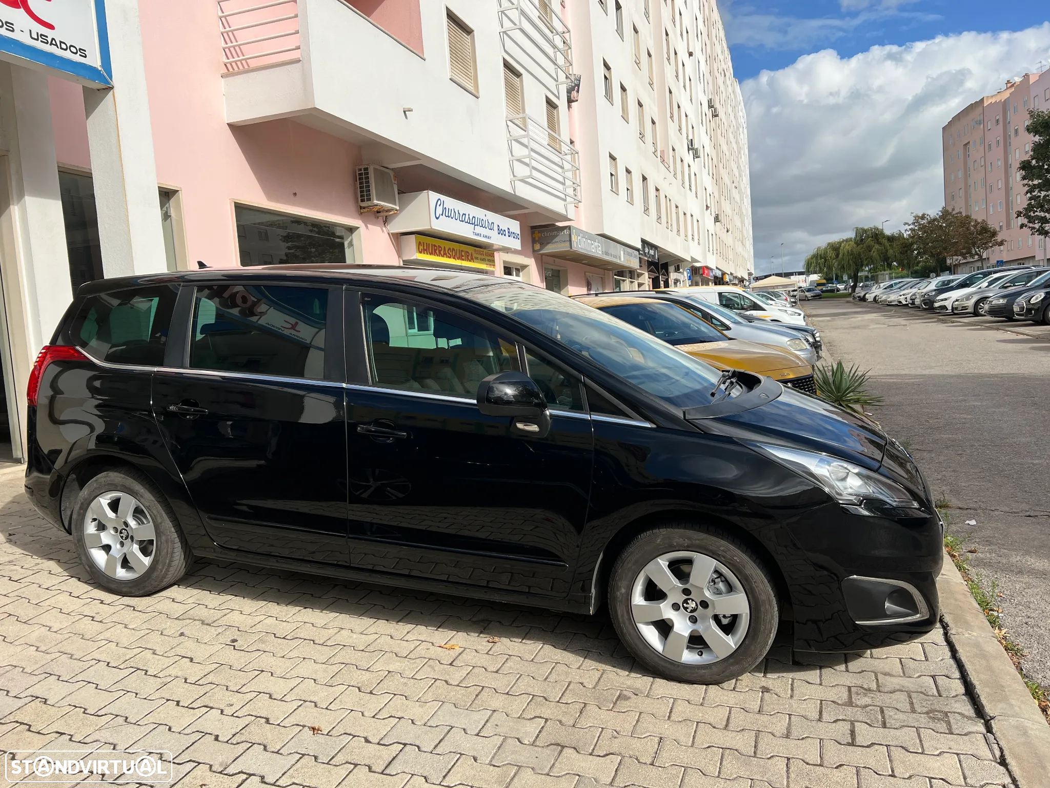Peugeot 5008 1.6 E-HDi 7L Allure 2-Tronic - 3