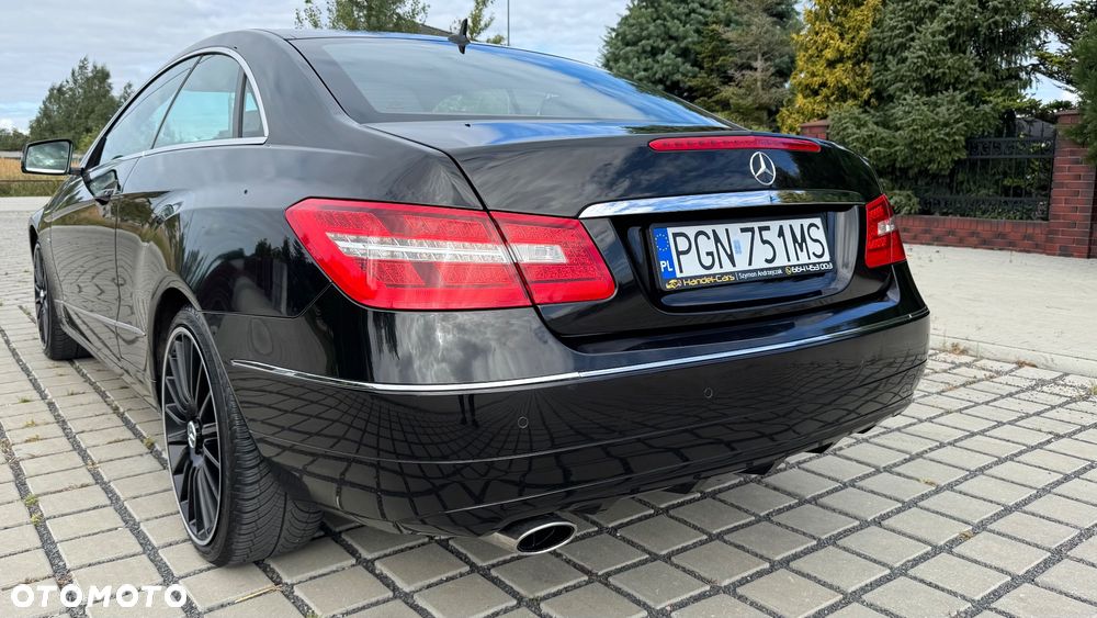 Mercedes-Benz Klasa E - 9