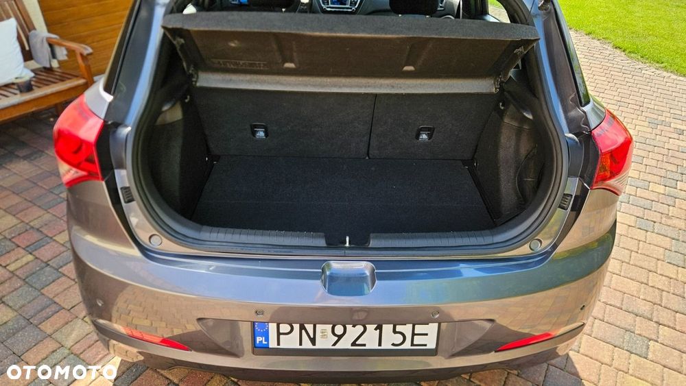 Hyundai i20 1.2 Passion - 21