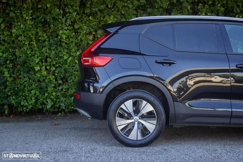 Volvo XC 40 2.0 D3 Inscription AWD Geartronic - 4