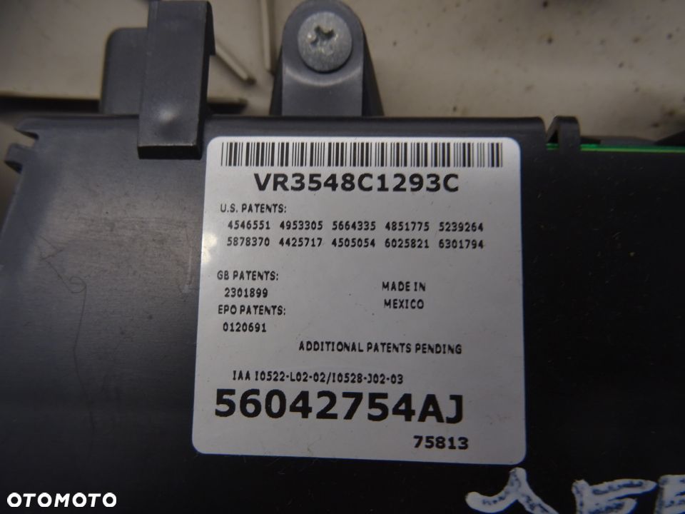 JEEP GRAND CHEROKEE 01-04 LAMPKA PODSUFITKI - 4