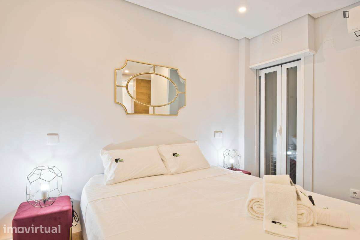 Apartamento com 1 quartos - localizado em Lapa Lisbon - Grande imagem: 3/13