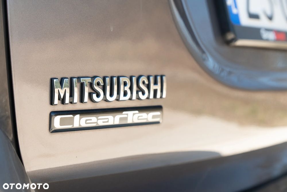 Mitsubishi Outlander 2.0 Intense 2WD CVT - 14