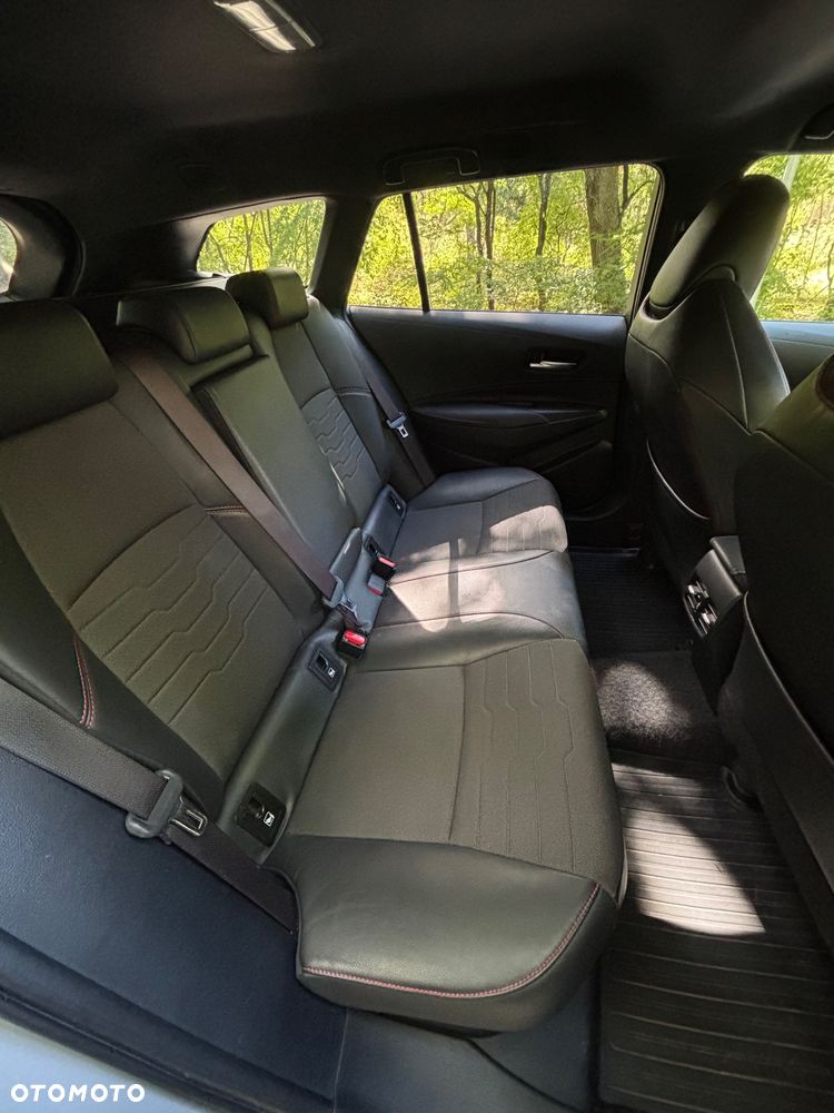 Toyota Corolla 2.0 Hybrid Executive - 15