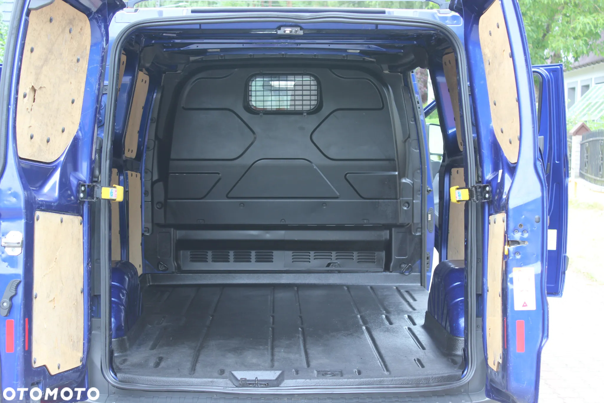 Ford TRANSIT CUSTOM L2H1 - 37