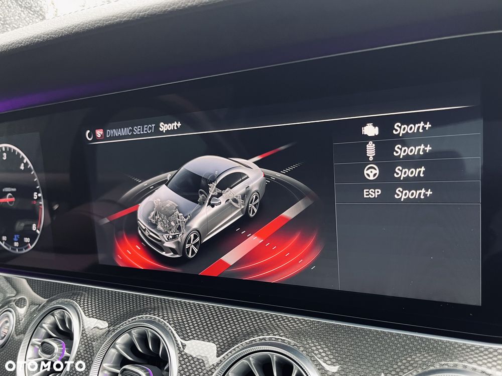 Mercedes-Benz CLS - 31