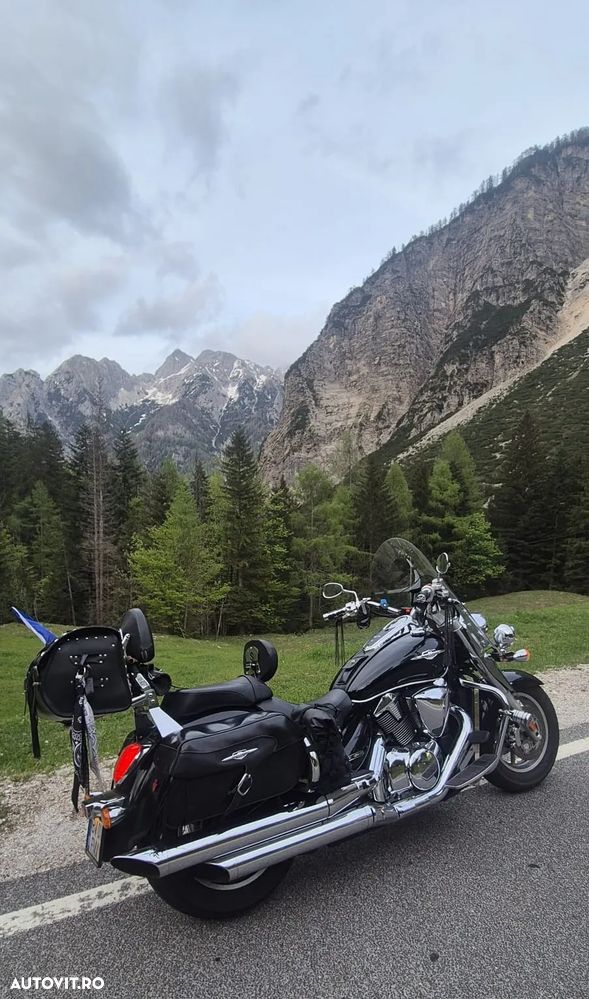 Suzuki Boulevard C109R - 13