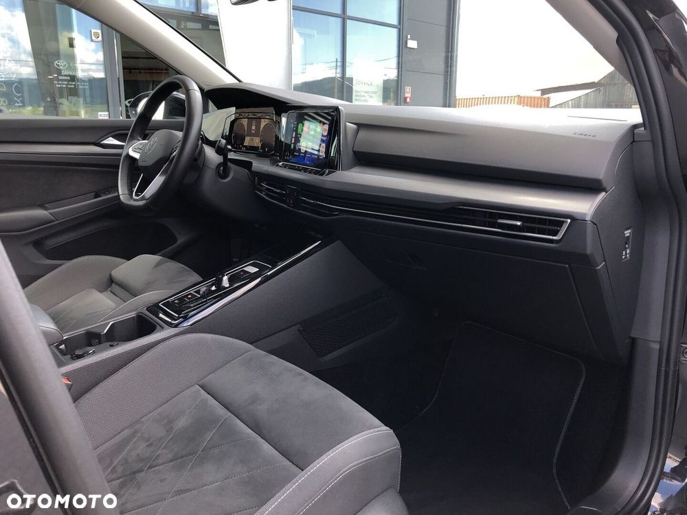 Volkswagen Golf - 23