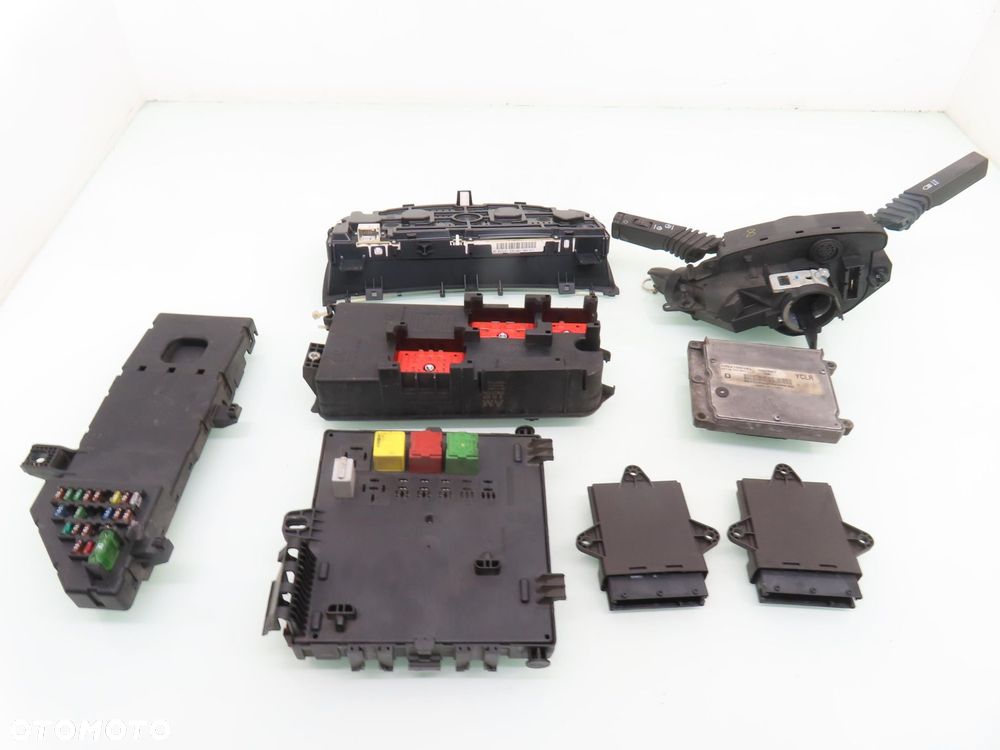 STACYJKA STEROWNIK OPEL VECTRA C 2.2  Z 22 SE 12571663AL 13112784 13125489 - 2