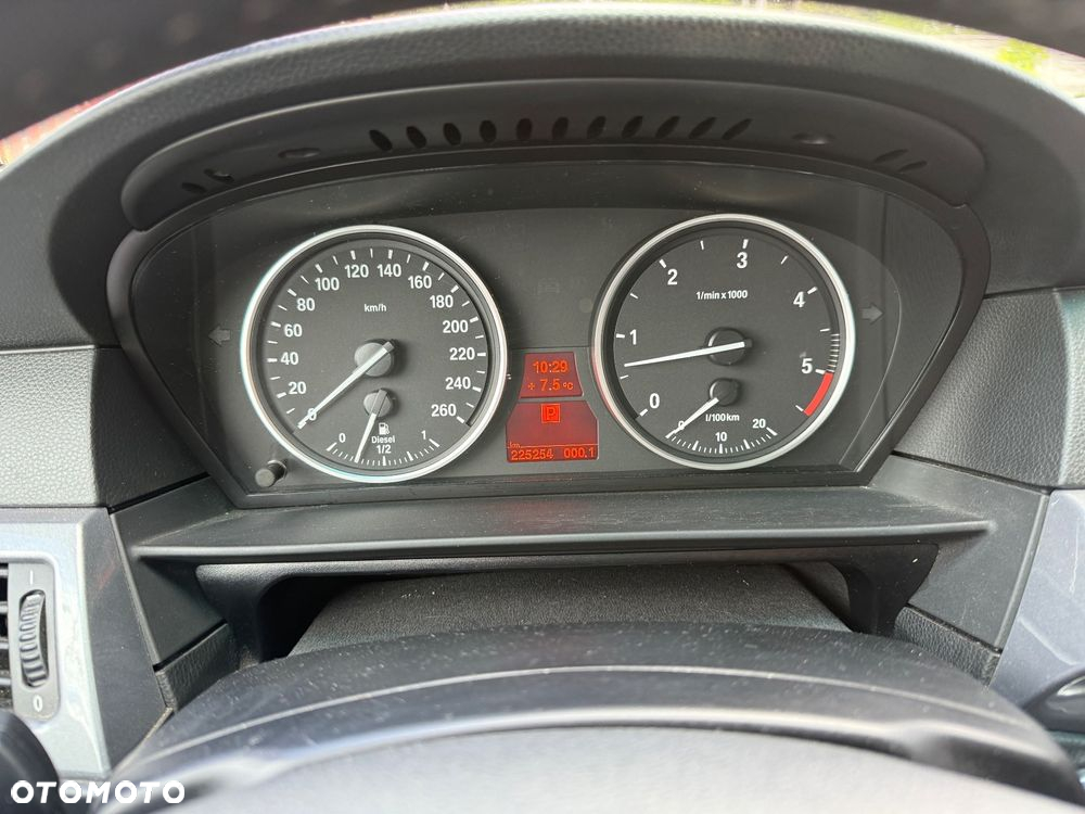 BMW Seria 5 530xd - 15