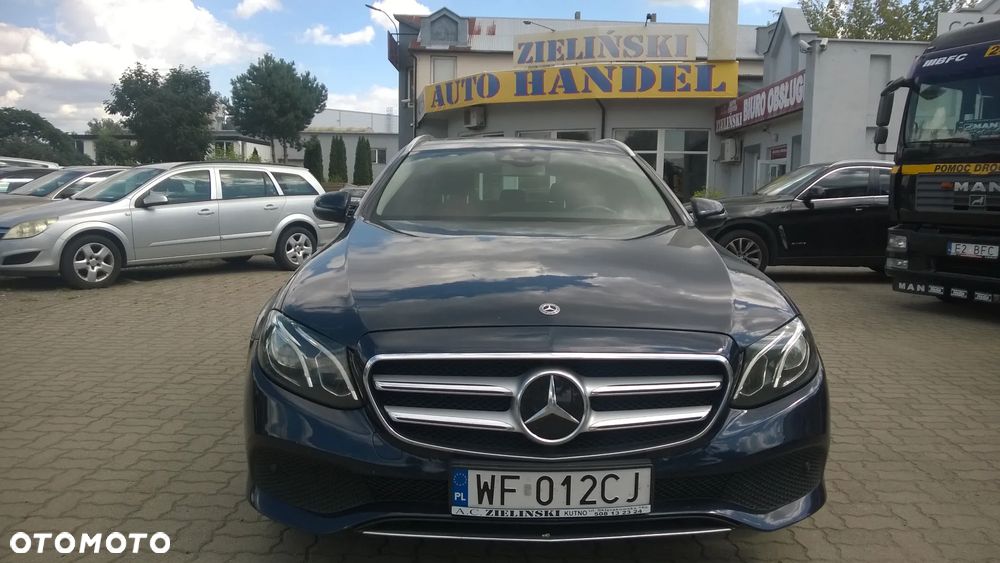 Mercedes-Benz Klasa E 350 d 4Matic 9G-TRONIC Exclusive - 9