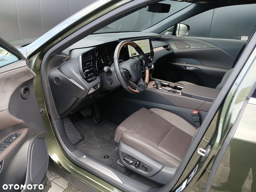 Lexus RX - 19