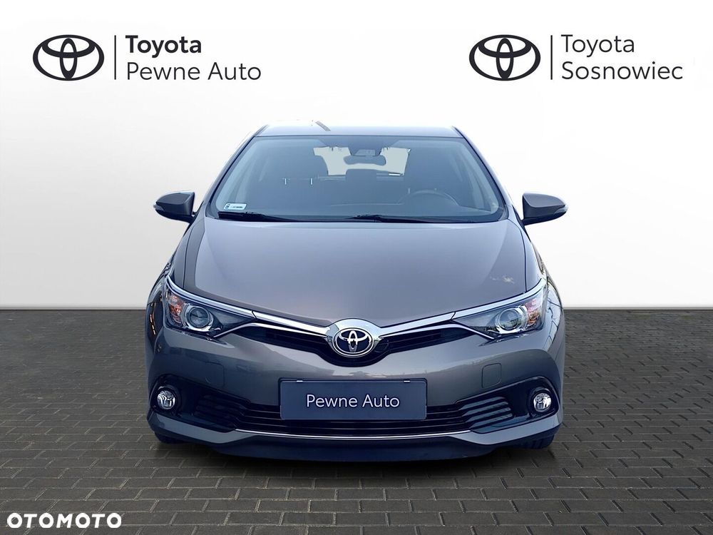 Toyota Auris - 9