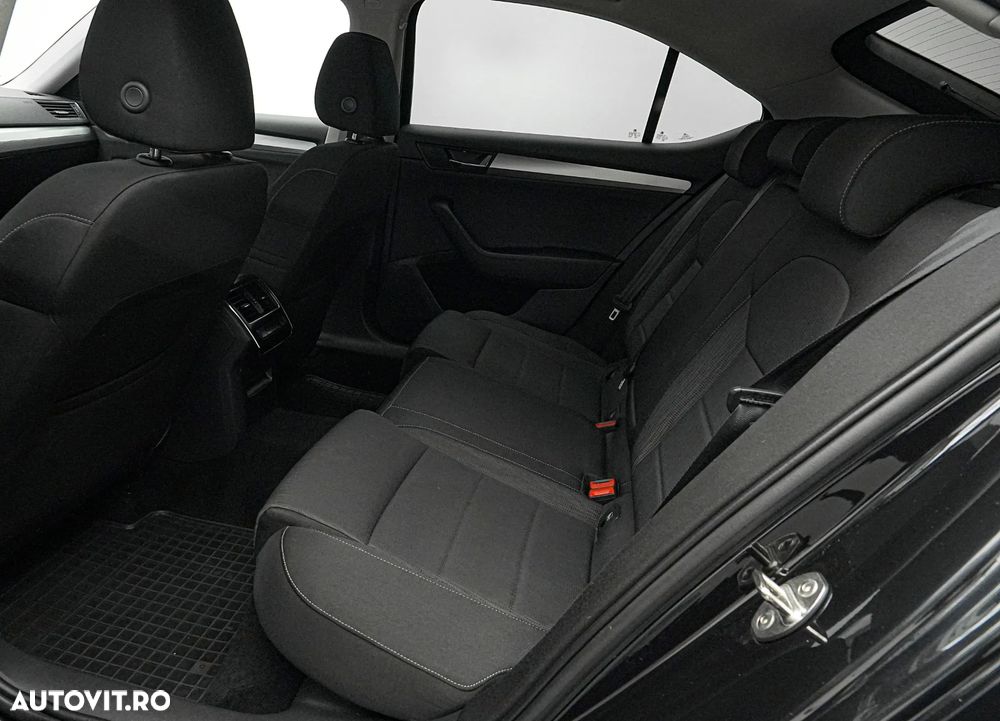 Skoda Superb 2.0 TDI DSG Ambition - 16