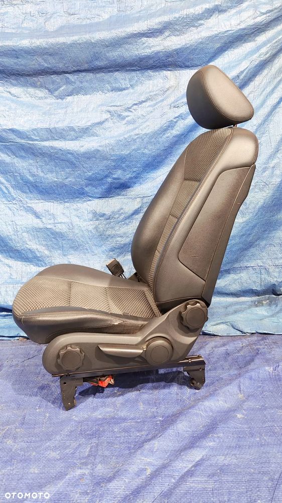 FOTEL LEWY PRAWY PRZÓD PÓŁSKÓRA PÓŁ SKÓRA PODGRZEWANY GRZANY MERCEDES W169 A169 LIFT AVANTGARDE 5D EUROPA - 3