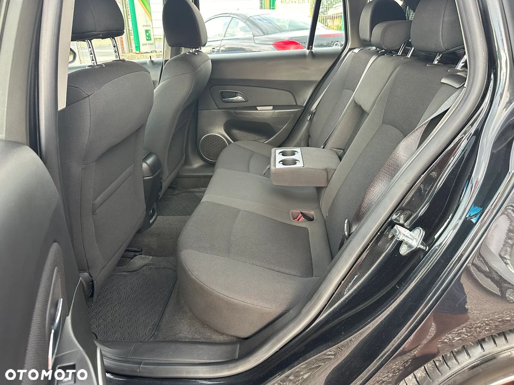 Chevrolet Cruze 1.6 LT+ - 27