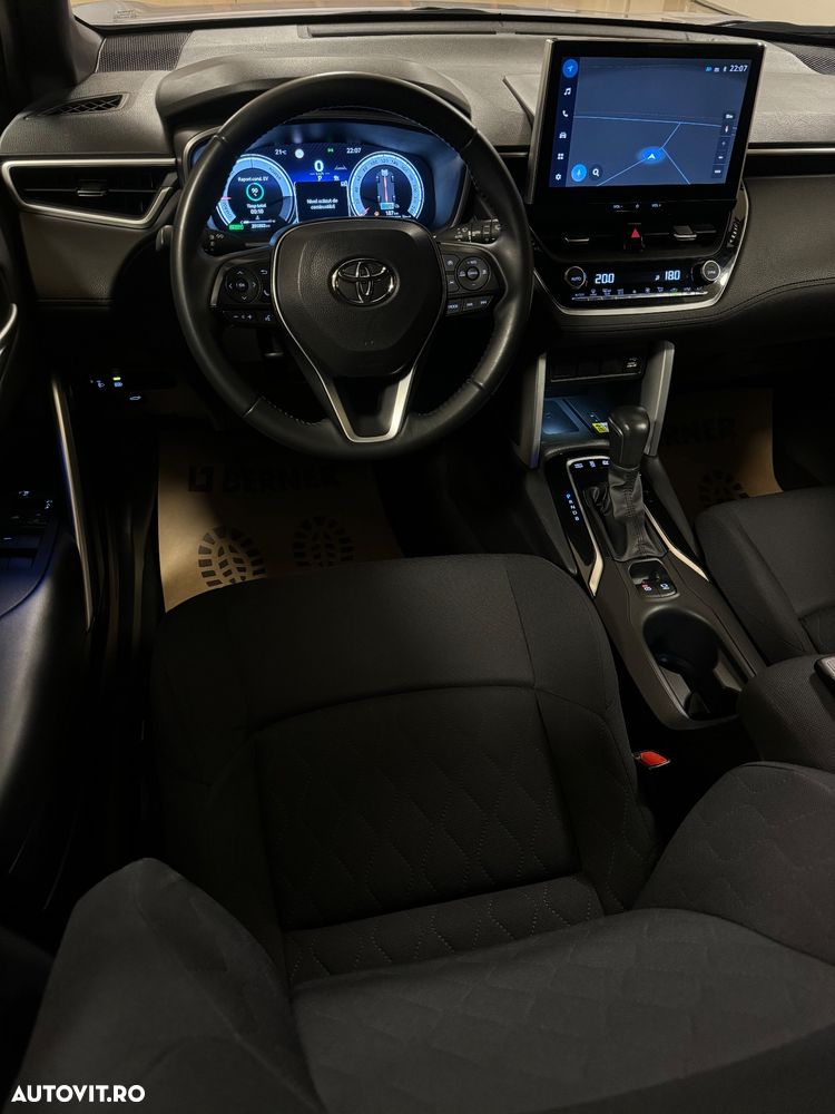 Toyota Corolla Cross Hybrid 2.0 VVT-i Team Deutschland - 7