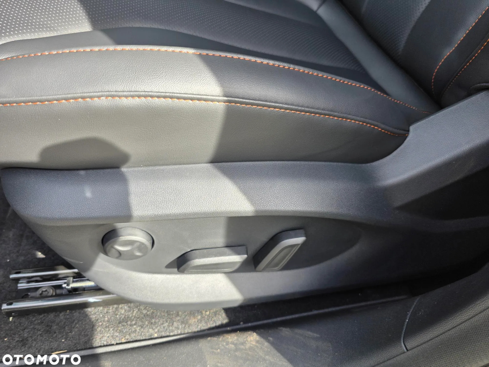 MG HS 1.5 T-GDI Exclusive - 14