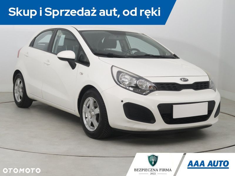Kia Rio - 3
