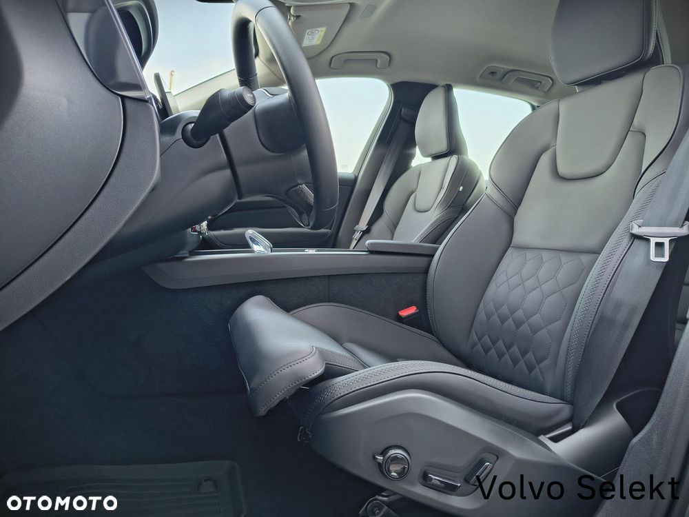 Volvo XC 60 - 24