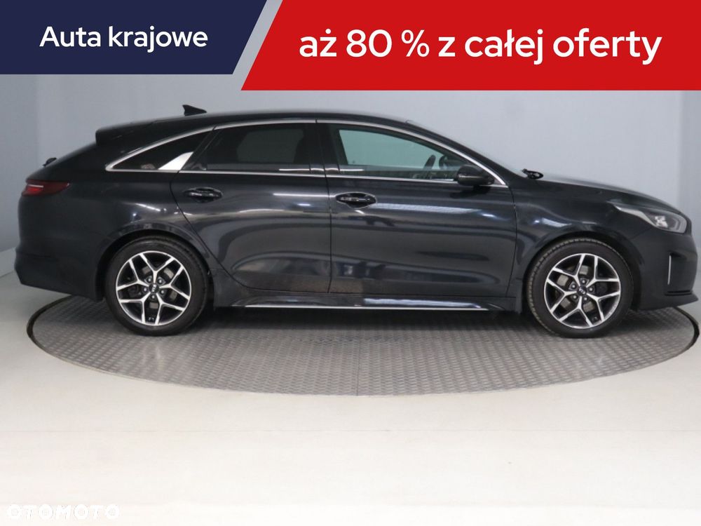 Kia ProCeed - 8