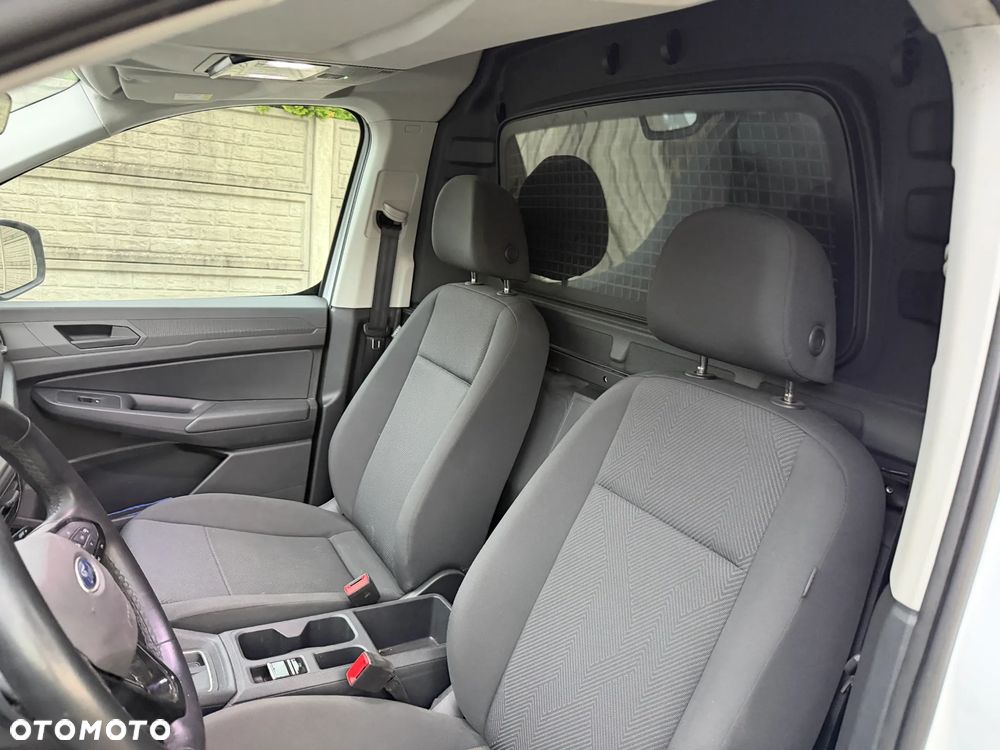 Ford Transit Connect / VW Caddy - 13