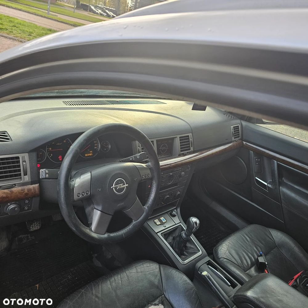 Opel Vectra 2004