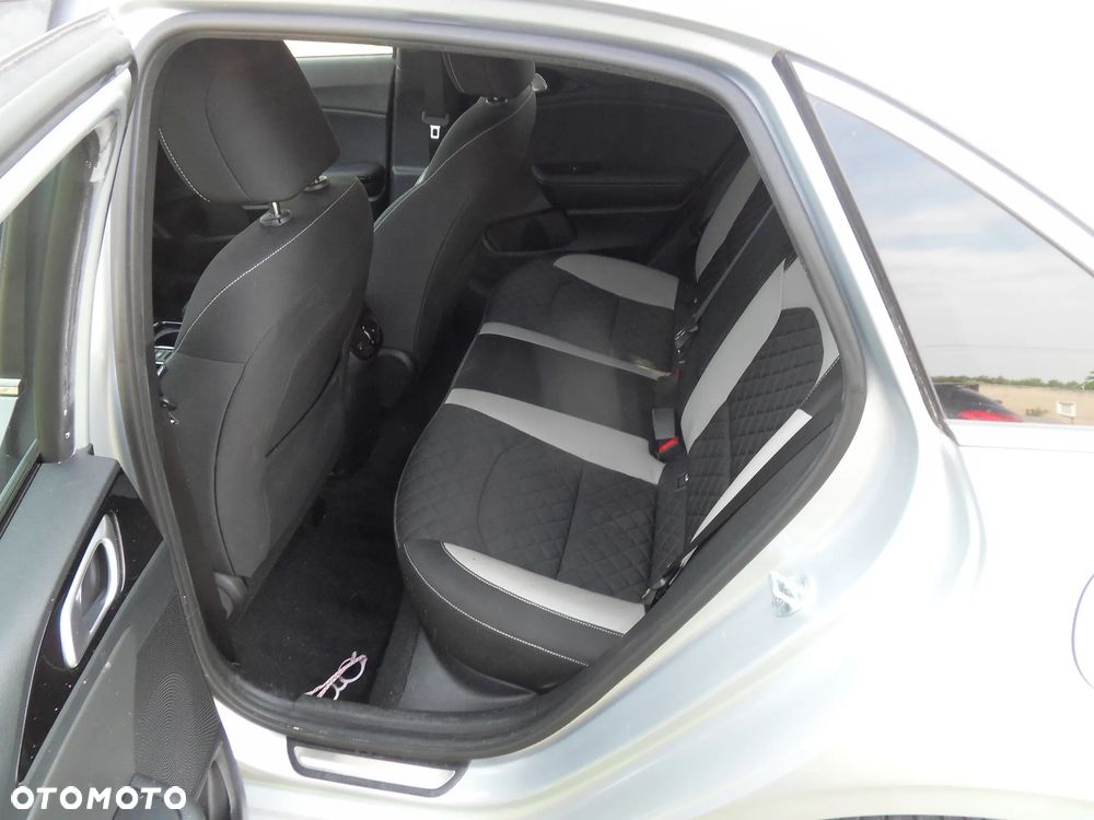 Kia Ceed 1.6 CRDi GT Line - 15