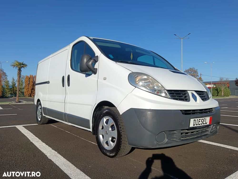 Renault Trafic - 2