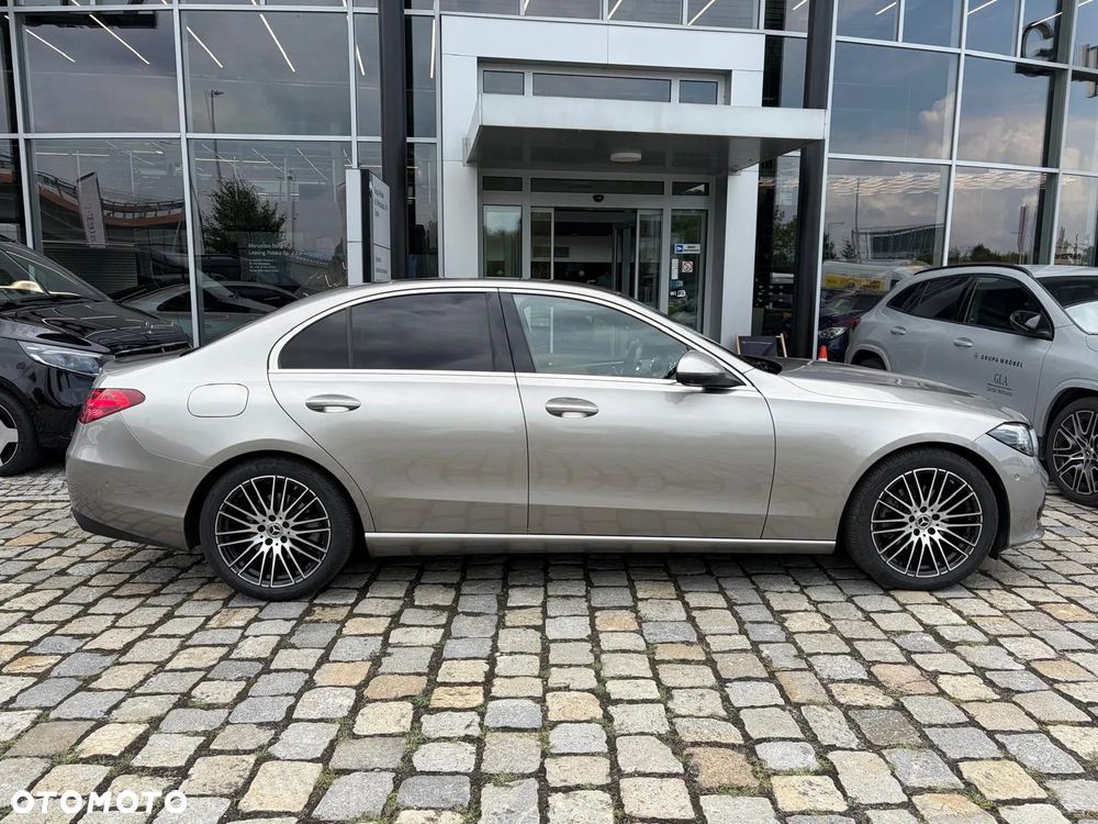 Mercedes-Benz Klasa C 180 mHEV Avantgarde - 8