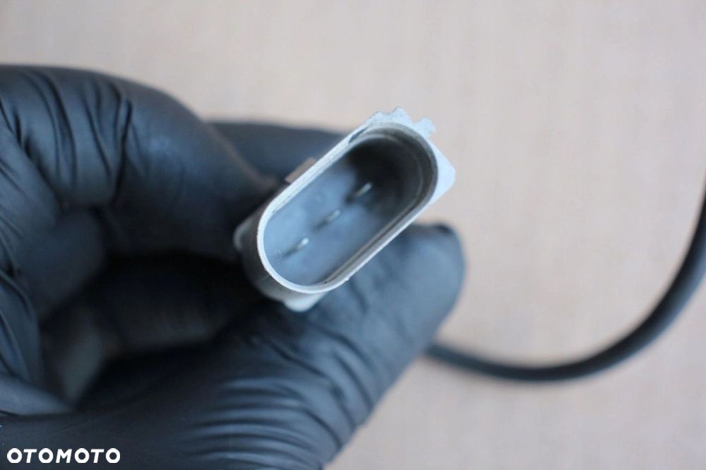 Czujnik położenia wału VW AUDI SEAT SKODA benzyna 0261210148 - 3