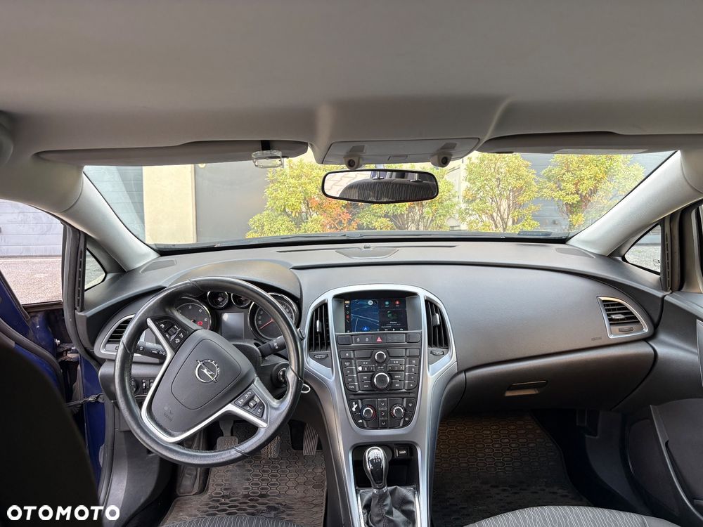 Opel Astra 2014 photo 5